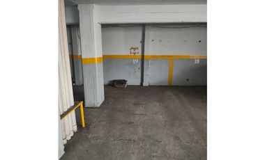 OPORTUNIDAD VENTA COCHERA EN MACROCENTRO/ LA PERLA