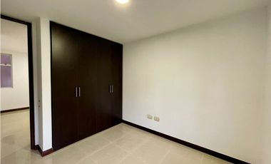 Apartamento para la renta tradicional en Envigado, las cumbres piso 2