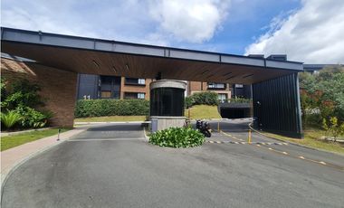 ARRIENDO-TRADICIONAL APARTAMENTO(CHALET) EN EL RETIRO, SECTOR FIZEBAD