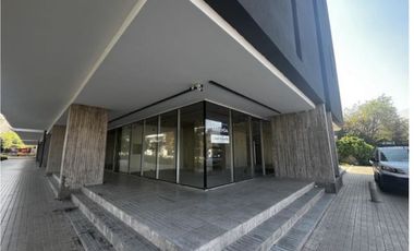 Local comercial en arriendo en LAS CONDES