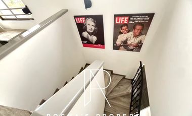 Casa en Arriendo en CASA AMOLADA EN HUECHURABA 4D+3B+2E+BG