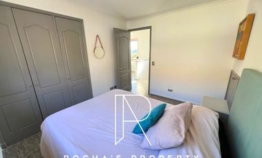 Casa en Arriendo en CASA AMOLADA EN HUECHURABA 4D+3B+2E+BG