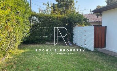 Casa en Arriendo en CASA AMOBLADO EN VITACURA TODO INCLUIDO 2D+1B+1E