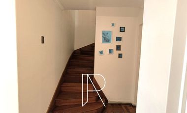 Casa en Arriendo en CASONA AMOLADA EN PROVIDENCIA TODO INCLUIDO 4D+1DS+3B+1E