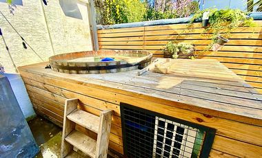 Casa en Arriendo en HERMOSA CASA AMOBLADA 3D+SERVICIO/2.5B/ E