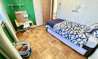 Casa en Arriendo en HERMOSA CASA AMOBLADA 3D+SERVICIO/2.5B/ E