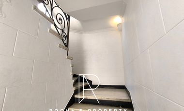 Casa en Arriendo en CASA AMOLADA EN PROVIDENCIA 6D+2DS+3B+1E+BG