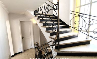 Casa en Arriendo en CASA AMOLADA EN PROVIDENCIA 6D+2DS+3B+1E+BG