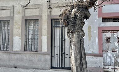 Casa en Arriendo en AMPLIA CASA A PASOS DE METRO ÑUBLE 4D+1B+1B