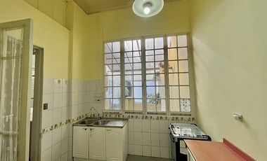 Casa en Arriendo en AMPLIA CASA A PASOS DE METRO ÑUBLE 4D+1B+1B