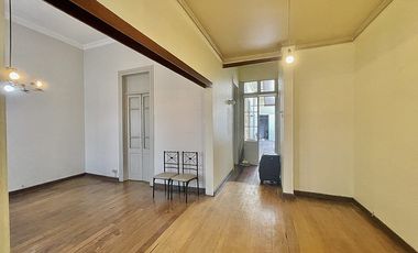 Casa en Arriendo en AMPLIA CASA A PASOS DE METRO ÑUBLE 4D+1B+1B