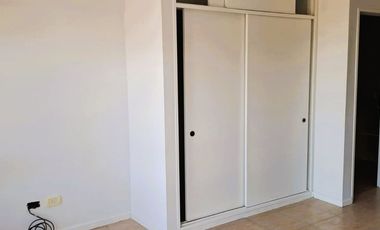 MONOAMBIENTE EN ALQUILER HAEDO NORTE BALCON FRENTE