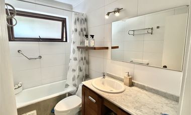 Casa en Arriendo en Casa AMOBLADA, UNA CUADRA AV KENNEDY