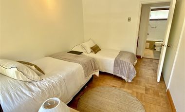 Casa en Arriendo en Casa AMOBLADA, UNA CUADRA AV KENNEDY