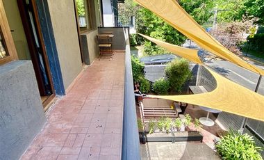 Casa en Arriendo en Casa AMOBLADA, UNA CUADRA AV KENNEDY