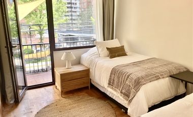 Casa en Arriendo en Casa AMOBLADA, UNA CUADRA AV KENNEDY