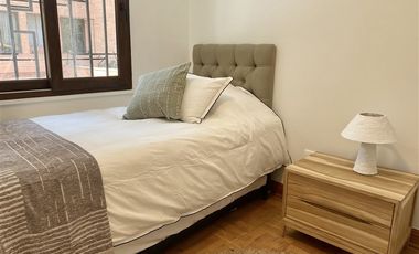 Casa en Arriendo en Casa AMOBLADA, UNA CUADRA AV KENNEDY