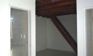 Departamento Tipo Casa en alquiler en Villa Dominico