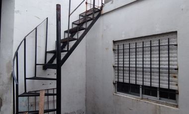 Departamento Tipo Casa en venta en Remedios de Escalada Este