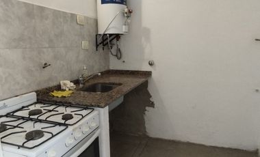 Departamento Tipo Casa en venta en Remedios de Escalada Este