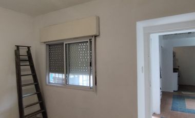 Departamento Tipo Casa en venta en Remedios de Escalada Este