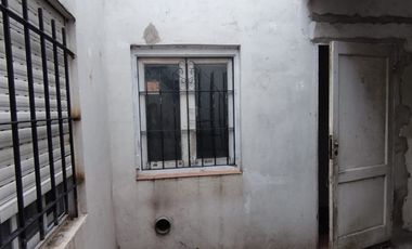 Departamento Tipo Casa en venta en Remedios de Escalada Este