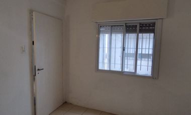 Departamento Tipo Casa en venta en Remedios de Escalada Este