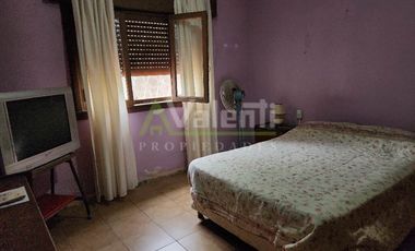 Chalet PH en venta en Parque Quirno