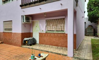 Chalet PH en venta en Parque Quirno