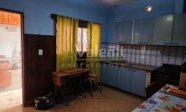 Chalet PH en venta en Parque Quirno