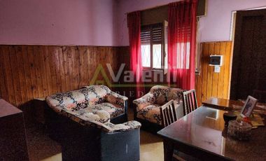 Chalet PH en venta en Parque Quirno