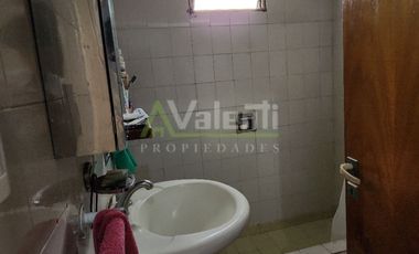 Chalet PH en venta en Parque Quirno