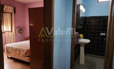 Chalet PH en venta en Parque Quirno