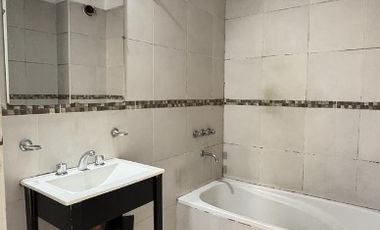 Departamento en alquiler en Remedios de Escalada Oeste