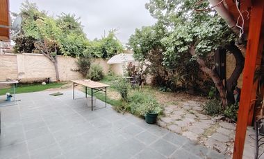 VENTA AMPLIA CASA 5D2B - VILLA SANTA CAROLINA MACUL