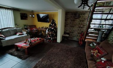 VENTA AMPLIA CASA 5D2B - VILLA SANTA CAROLINA MACUL