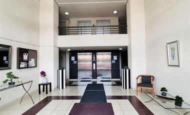 Departamento En Venta De 2 Dorm. En San Miguel con estacionamiento