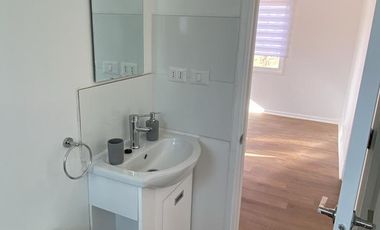 Casa en arriendo c/ estacionamiento en Limache Viejo