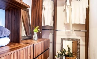 Venta Depa con Jardin  Zibata Luks Townhouses