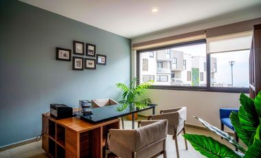 Venta Depa con Jardin  Zibata Luks Townhouses