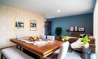 Venta Depa con Jardin  Zibata Luks Townhouses