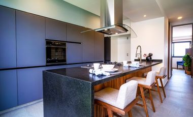 Venta Depa con Jardin  Zibata Luks Townhouses