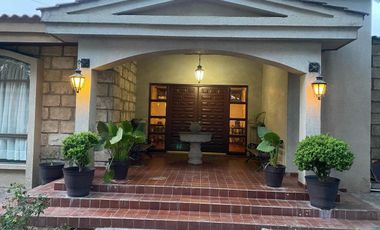 CASA EN VENTA.  FRACCIONAMIENTO LAS CABAÑAS.