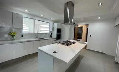 DEPARTAMENTO AMUEBLADO DE LUJO EN RENTA EN JURIQUILLA, QUERETARO