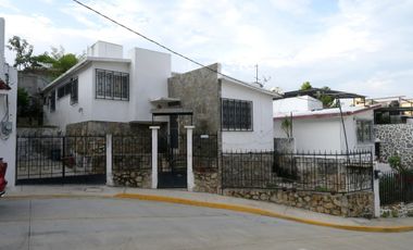 ACAPULCO FRACC. LAS PLAYAS CASA EN VENTA