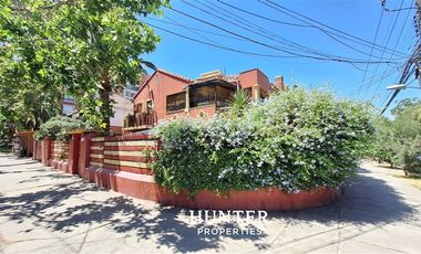 Casa en Venta en José Domingo Cañas con Carmen Covarrubias ,cercano metro Monseñor Eyzaguirre