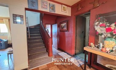 Casa en Venta en José Domingo Cañas con Carmen Covarrubias ,cercano metro Monseñor Eyzaguirre