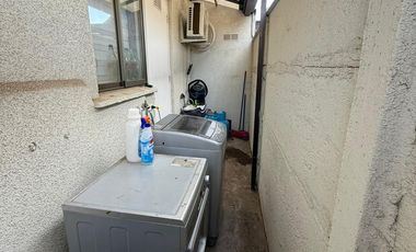 VENDEMOS CASA AMOBLADA EN CURICO