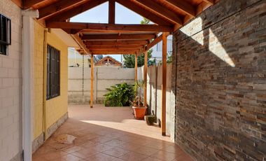 SE ARRIENDA CASA EN LA CIUDAD DE OVALLE