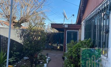 VENDO CASA ESQUINA EN CAMINO REAL